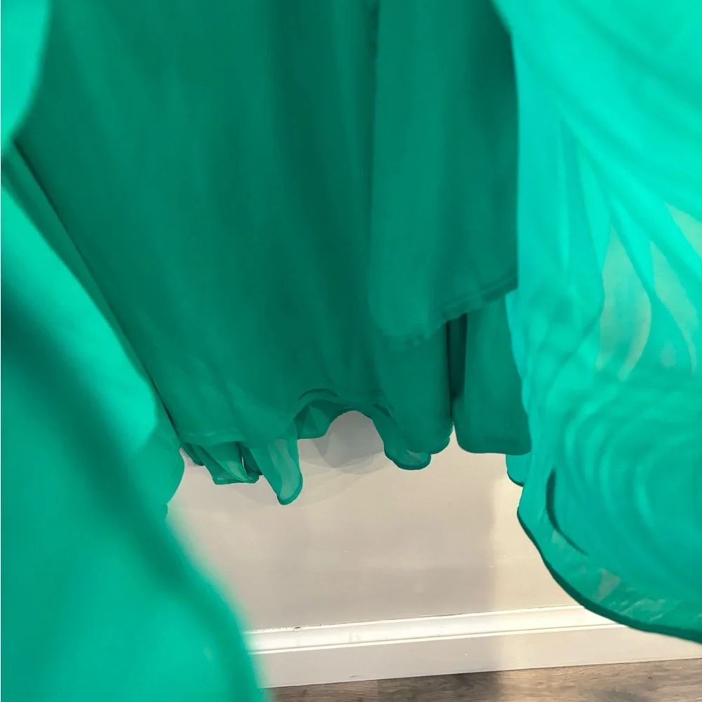 Torrid Vibrant Green Long Sleeve Dress Easter spring pleated midi size 12 - Picture 4 of 16